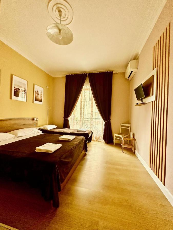 Pardis Guest House Rome Bagian luar foto
