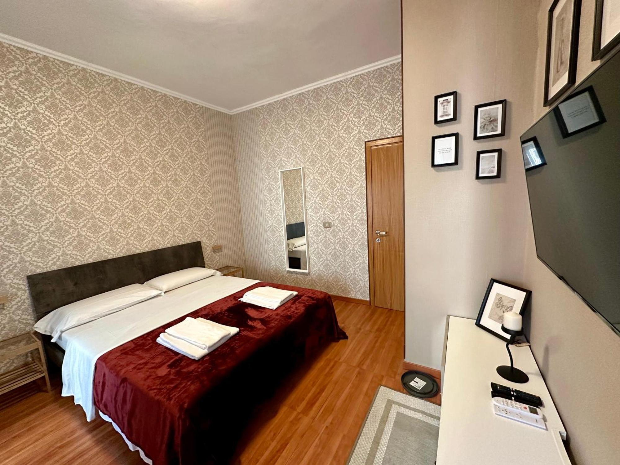 Pardis Guest House Rome Bagian luar foto