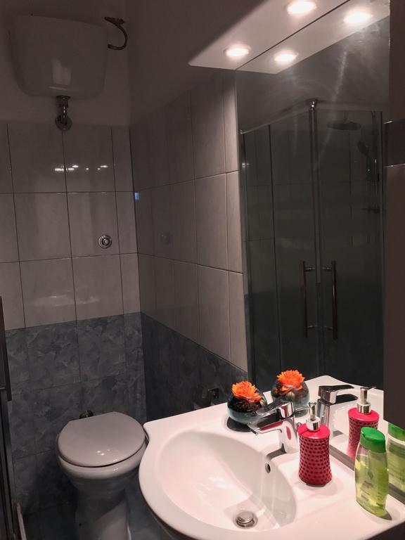 Pardis Guest House Rome Bagian luar foto